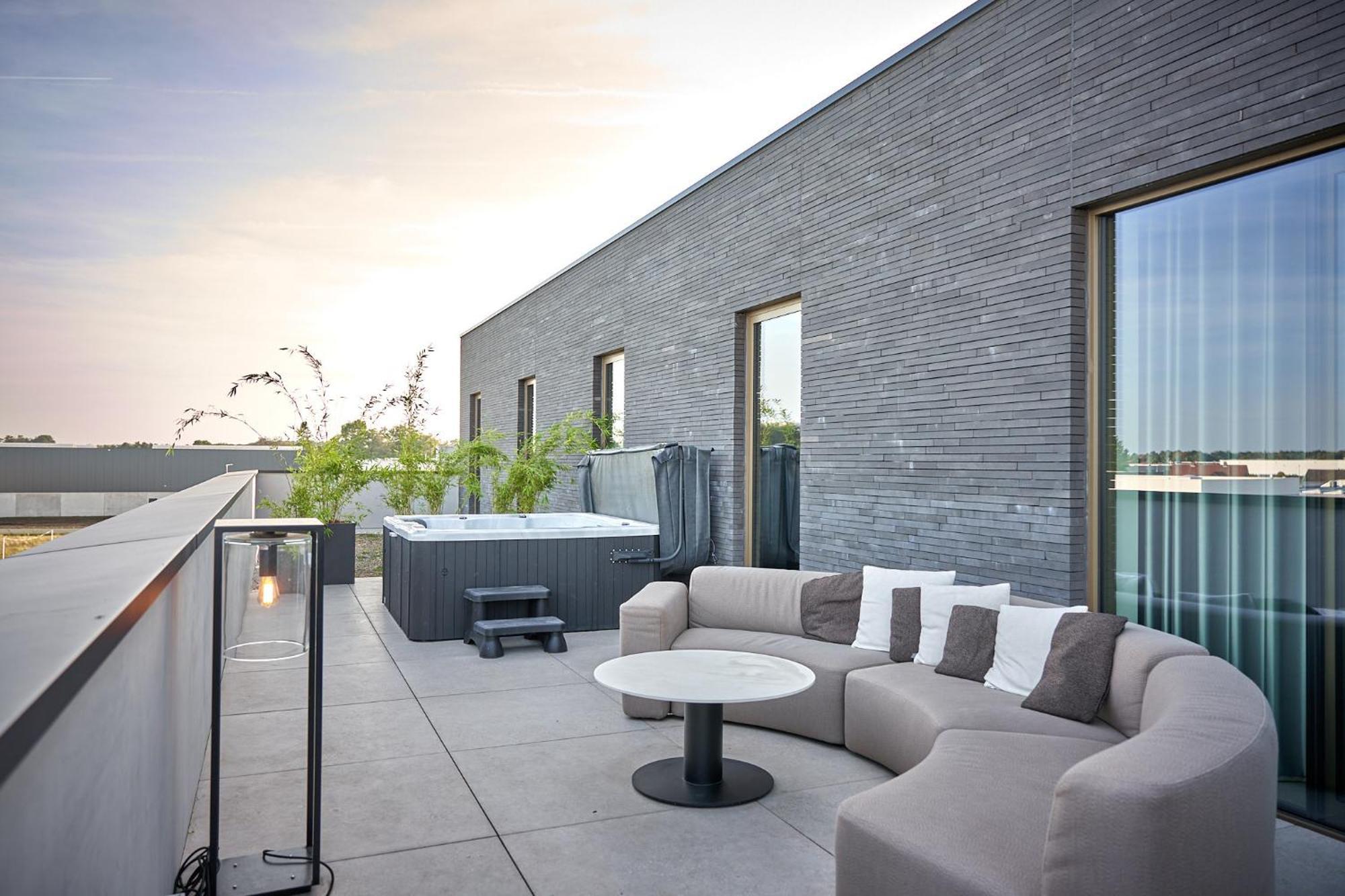 Kaoz Highstreet The Luxury Loft Apartment Hoogstraten Ngoại thất bức ảnh